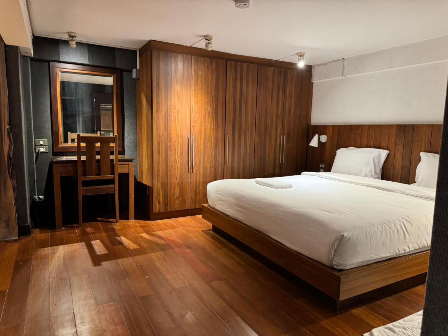 Wish Inn Silom - วิช อินน์ สีลม X Bangkok Eksteriør billede