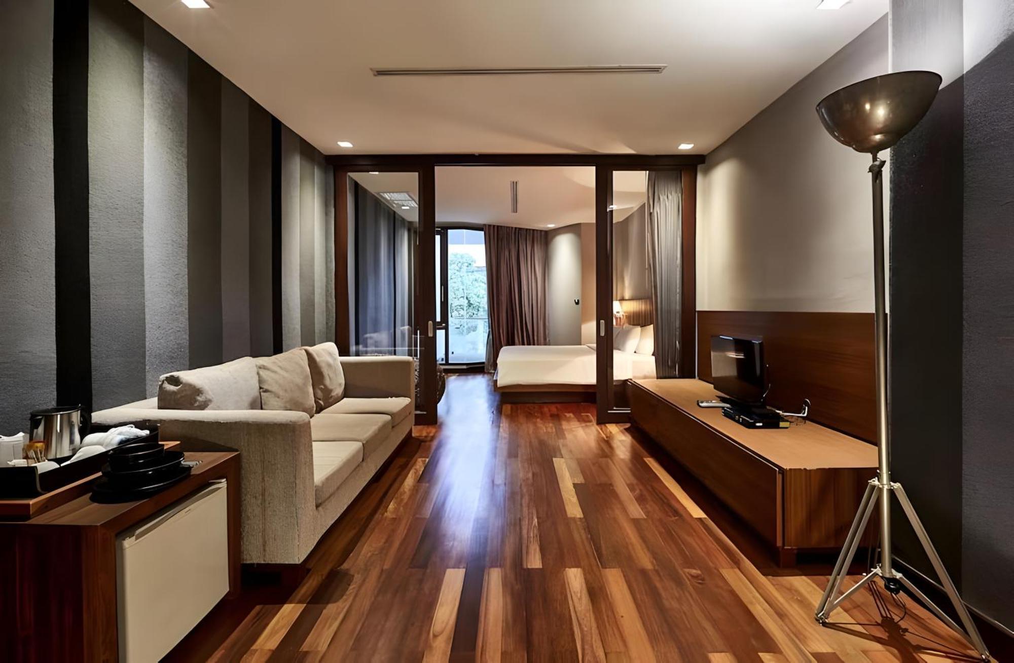 Wish Inn Silom - วิช อินน์ สีลม X Bangkok Eksteriør billede